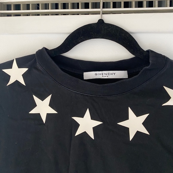 Givenchy oversized Tshirt - Picture 2 of 2